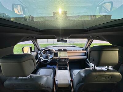 2022 Land Rover Defender 110 X-Dynamic HSE   - Photo 13 - Madison, WI 53716