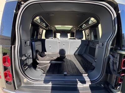 2022 Land Rover Defender 110 X-Dynamic HSE   - Photo 31 - Madison, WI 53716