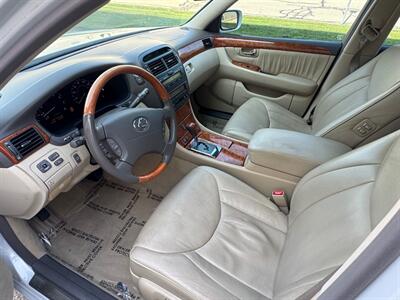 2006 Lexus LS 430   - Photo 18 - Madison, WI 53716