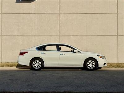 2018 Nissan Altima 2.5 S - Photo 7 - Madison, WI 53716