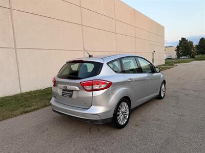 2017 Ford C-MAX Energi SE - Photo 9 - Madison, WI 53716