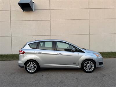 2017 Ford C-MAX Energi SE - Photo 10 - Madison, WI 53716