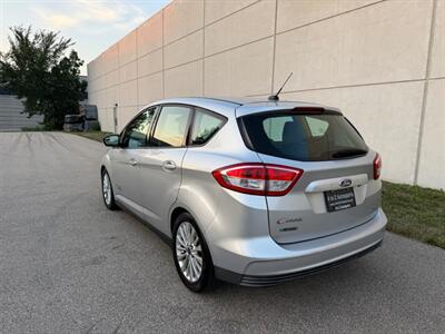 2017 Ford C-MAX Energi SE - Photo 5 - Madison, WI 53716