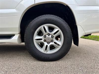 2008 Lexus GX 470 - Photo 43 - Madison, WI 53716