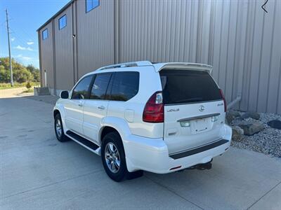 2008 Lexus GX 470   - Photo 15 - Madison, WI 53716