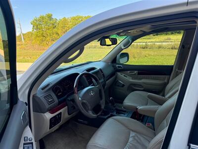 2008 Lexus GX 470   - Photo 19 - Madison, WI 53716