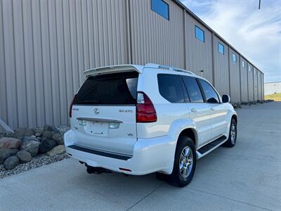 2008 Lexus GX 470   - Photo 12 - Madison, WI 53716