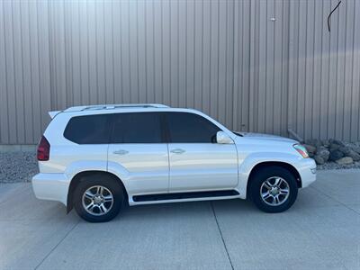 2008 Lexus GX 470   - Photo 10 - Madison, WI 53716