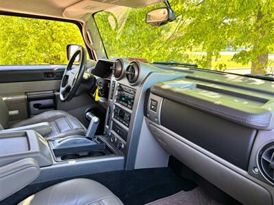 2003 Hummer H2 4dr   - Photo 17 - Madison, WI 53716