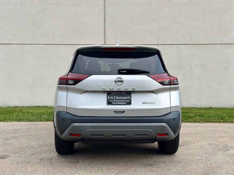 2021 Nissan Rogue SV photo 12