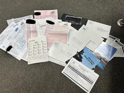 2016 Volvo XC90 T8 eAWD R-Design - Photo 37 - Madison, WI 53716