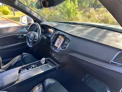 2016 Volvo XC90 T8 eAWD R-Design - Photo 12 - Madison, WI 53716