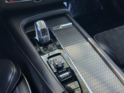 2016 Volvo XC90 T8 eAWD R-Design - Photo 25 - Madison, WI 53716