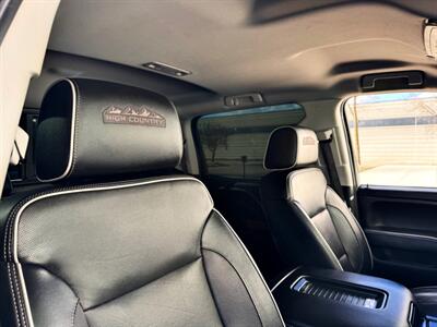 2018 Chevrolet Silverado 1500 High Country   - Photo 19 - Madison, WI 53716