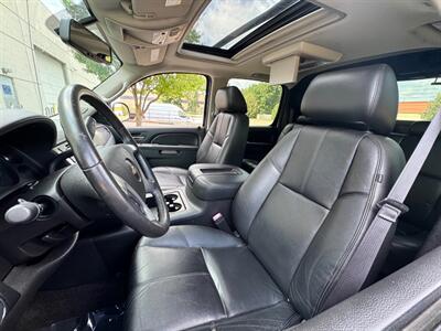 2013 Chevrolet Avalanche LT Black Diamond   - Photo 21 - Madison, WI 53716