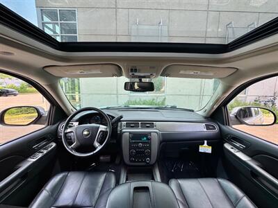 2013 Chevrolet Avalanche LT Black Diamond   - Photo 13 - Madison, WI 53716