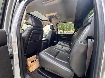 2013 Chevrolet Avalanche LT Black Diamond   - Photo 23 - Madison, WI 53716