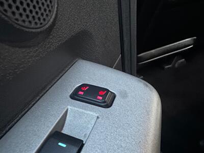 2015 Ford F-250 Super Duty Lariat   - Photo 27 - Madison, WI 53716