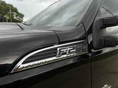 2015 Ford F-250 Super Duty Lariat   - Photo 4 - Madison, WI 53716