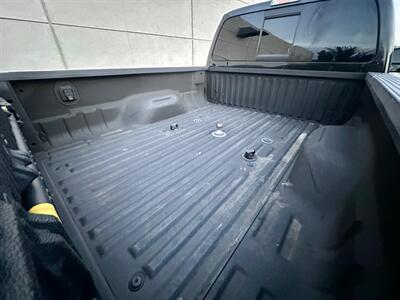 2015 Ford F-250 Super Duty Lariat   - Photo 32 - Madison, WI 53716