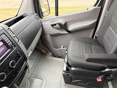 2015 Mercedes-Benz Sprinter 2500 - Photo 22 - Madison, WI 53716