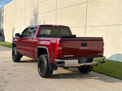2016 GMC Sierra 1500 SLE   - Photo 10 - Madison, WI 53716