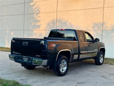 2011 GMC Sierra 1500 SLE - Photo 11 - Madison, WI 53716
