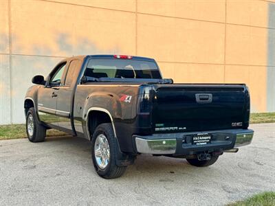 2011 GMC Sierra 1500 SLE - Photo 10 - Madison, WI 53716