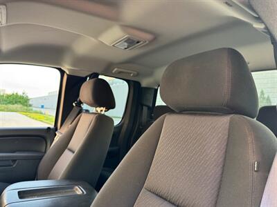 2011 GMC Sierra 1500 SLE - Photo 18 - Madison, WI 53716