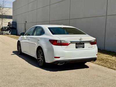 2016 Lexus ES 350   - Photo 8 - Madison, WI 53716