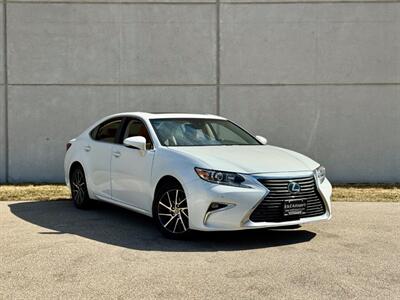 2016 Lexus ES 350   - Photo 2 - Madison, WI 53716