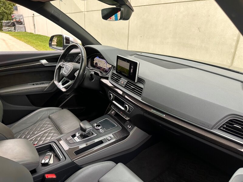 2018 Audi SQ5 Prestige photo 9