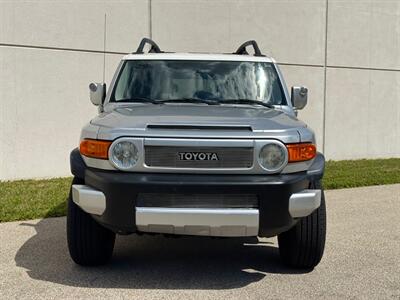 2007 Toyota FJ Cruiser 4dr SUV - Photo 6 - Madison, WI 53716