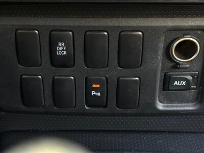 2007 Toyota FJ Cruiser 4dr SUV - Photo 30 - Madison, WI 53716