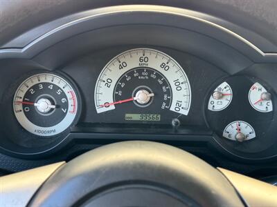 2007 Toyota FJ Cruiser 4dr SUV - Photo 27 - Madison, WI 53716