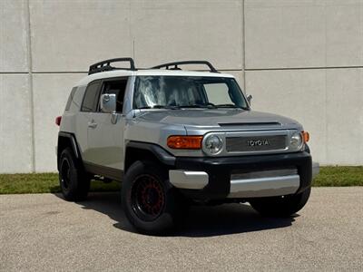 2007 Toyota FJ Cruiser 4dr SUV - Photo 3 - Madison, WI 53716