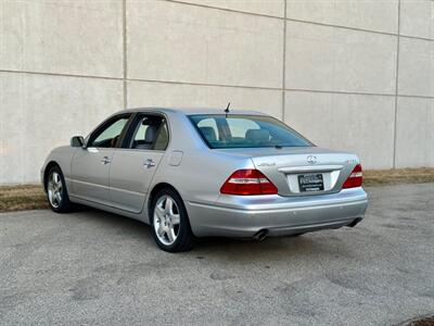 2006 Lexus LS 430 - Photo 10 - Madison, WI 53716