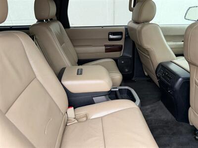 2012 Toyota Sequoia Platinum - Photo 20 - Madison, WI 53716