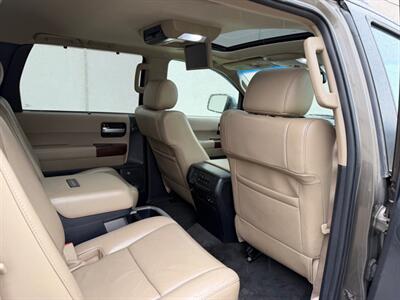 2012 Toyota Sequoia Platinum - Photo 22 - Madison, WI 53716