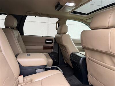 2012 Toyota Sequoia Platinum - Photo 19 - Madison, WI 53716