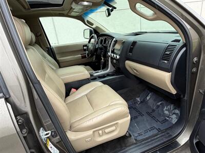 2012 Toyota Sequoia Platinum - Photo 14 - Madison, WI 53716