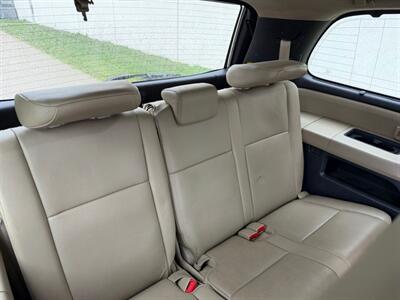 2012 Toyota Sequoia Platinum - Photo 16 - Madison, WI 53716