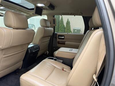 2012 Toyota Sequoia Platinum - Photo 23 - Madison, WI 53716