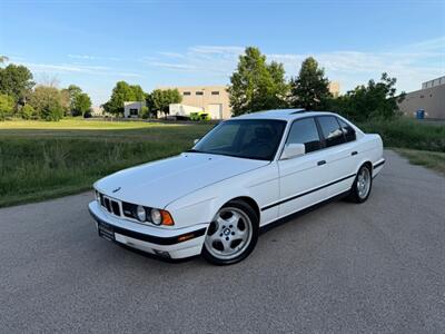 1991 BMW M5   - Photo 1 - Madison, WI 53716