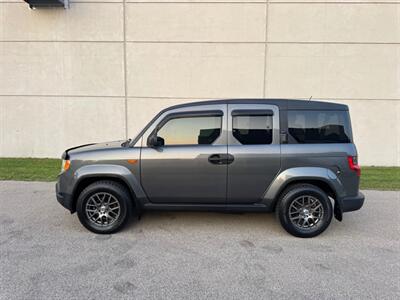 2011 Honda Element EX   - Photo 2 - Madison, WI 53716
