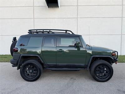 2014 Toyota FJ Cruiser   - Photo 14 - Madison, WI 53716