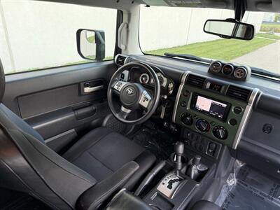 2014 Toyota FJ Cruiser   - Photo 20 - Madison, WI 53716