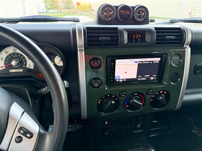 2014 Toyota FJ Cruiser   - Photo 26 - Madison, WI 53716