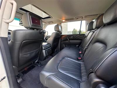 2017 INFINITI QX80   - Photo 23 - Madison, WI 53716
