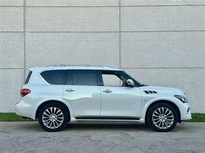 2017 INFINITI QX80   - Photo 7 - Madison, WI 53716